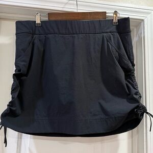 Columbia Women’s Black Skort Size XL